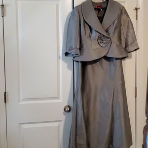 JS Collections Evening Gown 2 piece Silver size 10